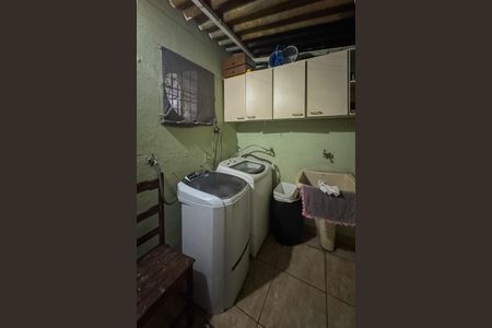 Casa à venda com 100m², 3 quartos e 1 vagaÁrea de Serviço