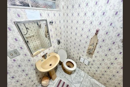 Apartamento à venda com 66m², 2 quartos e sem vagaBanheiro