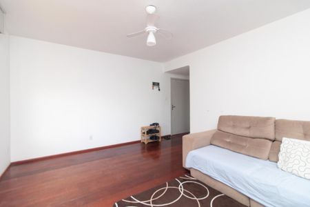 Sala de apartamento para alugar com 3 quartos, 80m² em Santo Antônio, Porto Alegre