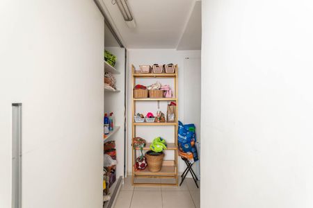 Apartamento à venda com 96m², 2 quartos e 1 vagaÁrea de Serviço