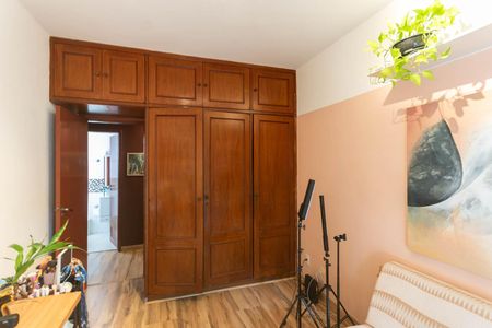 Apartamento à venda com 96m², 2 quartos e 1 vagaQuarto 1