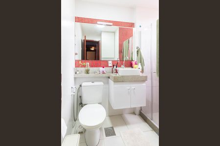 Apartamento à venda com 96m², 2 quartos e 1 vagaBanheiro Suíte