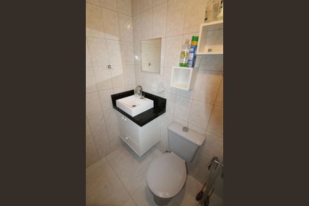 Banheiro de apartamento para alugar com 2 quartos, 54m² em Monte Castelo, São José dos Campos