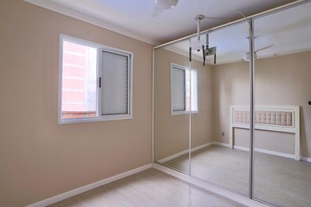 Apartamento para alugar com 76m², 3 quartos e 1 vagaQuarto 2