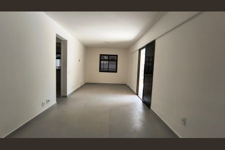 Apartamento para alugar com 161m², 3 quartos e 2 vagas Apartamento para alugar com 161m², 3 quartos e 2 vagasSala