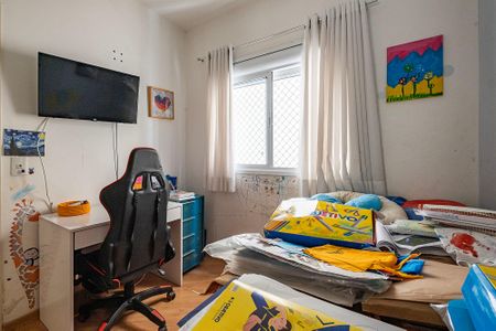 Apartamento à venda com 76m², 3 quartos e 2 vagasQuarto 2