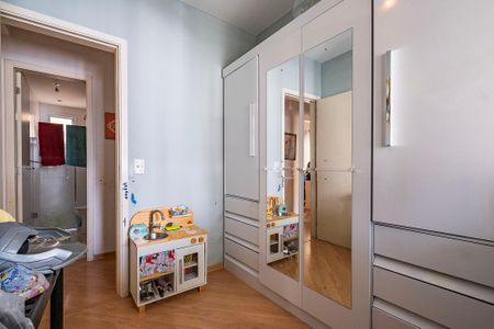 Apartamento à venda com 76m², 3 quartos e 2 vagasQuarto 3