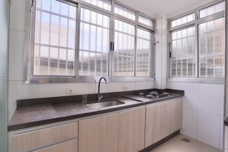 Apartamento à venda com 85m², 2 quartos e 2 vagasCozinha
