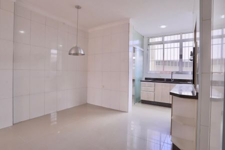 Apartamento à venda com 85m², 2 quartos e 2 vagasCozinha