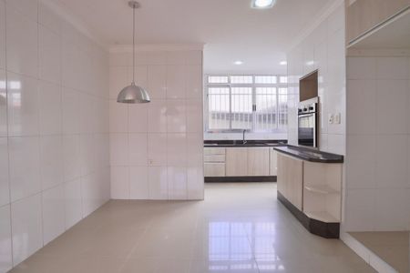 Apartamento à venda com 85m², 2 quartos e 2 vagasCozinha