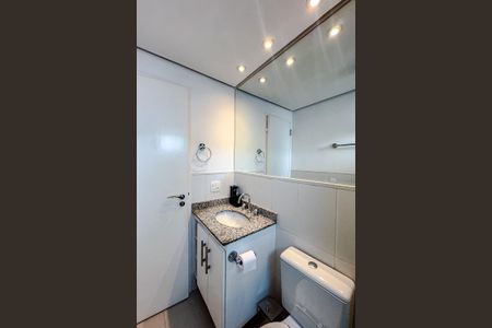 Apartamento à venda com 86m², 2 quartos e 1 vaga Apartamento à venda com 86m², 2 quartos e 1 vagaBanheiro