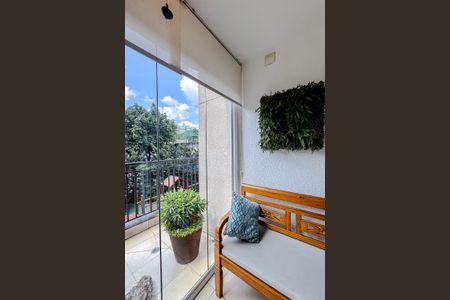 Apartamento à venda com 86m², 2 quartos e 1 vaga Apartamento à venda com 86m², 2 quartos e 1 vagaVaranda da Sala