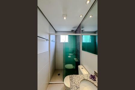 Apartamento à venda com 86m², 2 quartos e 1 vaga Apartamento à venda com 86m², 2 quartos e 1 vagaBanheiro da Suíte