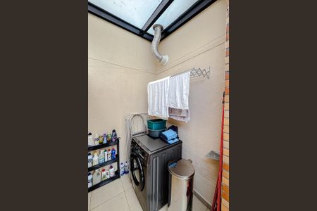 Apartamento à venda com 86m², 2 quartos e 1 vagaÁrea de Serviço