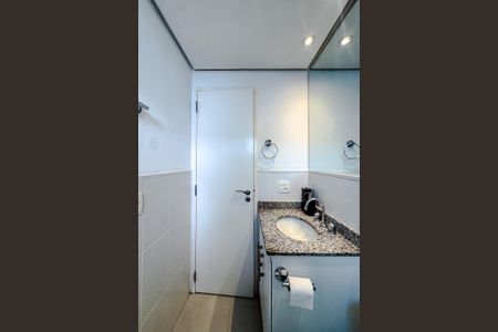Apartamento à venda com 86m², 2 quartos e 1 vaga Apartamento à venda com 86m², 2 quartos e 1 vagaBanheiro