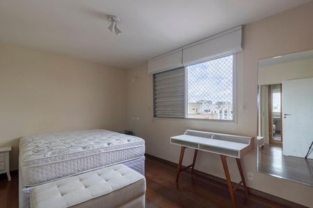 Apartamento à venda com 168m², 3 quartos e 2 vagasQuarto Suíte