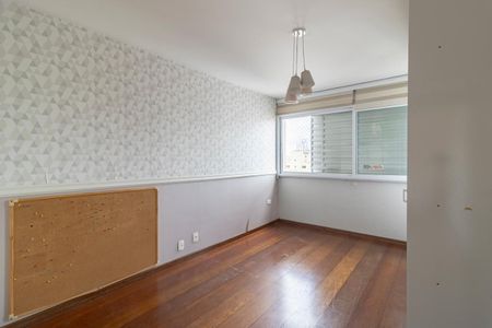 Apartamento à venda com 168m², 3 quartos e 2 vagasQuarto 2