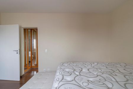 Apartamento à venda com 168m², 3 quartos e 2 vagasQuarto Suíte