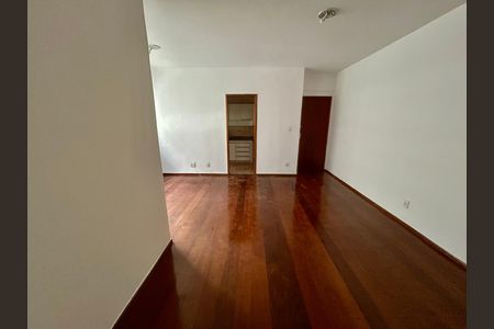 Apartamento para alugar com 3 quartos, 118m² em Grajaú, Belo Horizonte