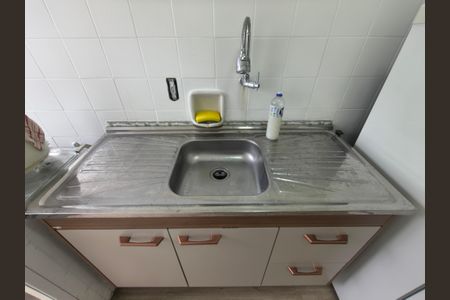 Cozinha de apartamento para alugar com 2 quartos, 48m² em Freguesia (jacarepaguá), Rio de Janeiro