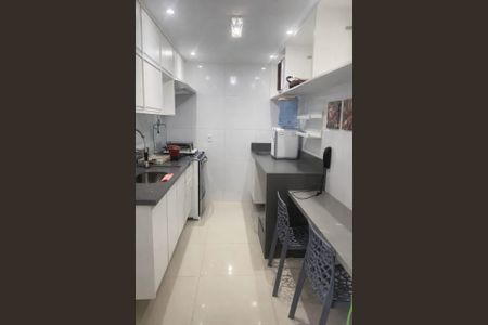 Apartamento para alugar com 2 quartos, 46m² em Jardim das Margaridas, Salvador