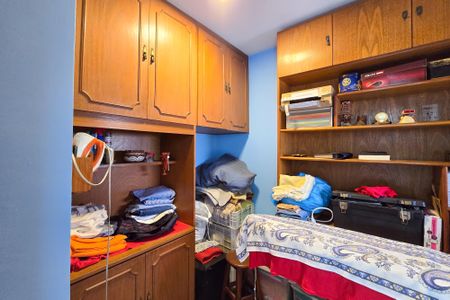 Apartamento à venda com 118m², 2 quartos e 2 vagas Apartamento à venda com 118m², 2 quartos e 2 vagasQuarto de Serviço