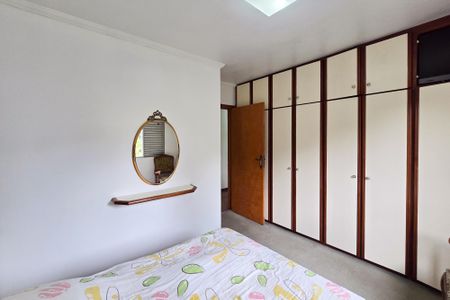 Apartamento à venda com 118m², 2 quartos e 2 vagas Apartamento à venda com 118m², 2 quartos e 2 vagasQuarto 2