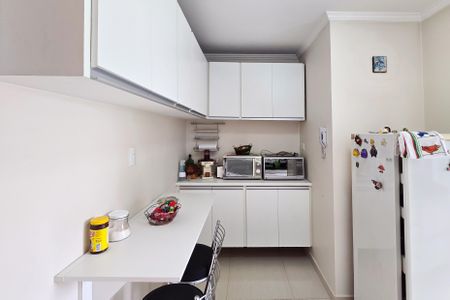 Apartamento à venda com 118m², 2 quartos e 2 vagas Apartamento à venda com 118m², 2 quartos e 2 vagasCozinha