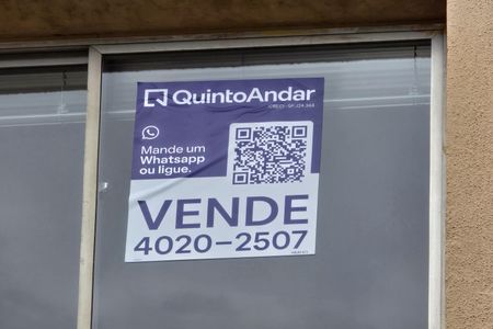 Apartamento à venda com 118m², 2 quartos e 2 vagas Apartamento à venda com 118m², 2 quartos e 2 vagasPlaca