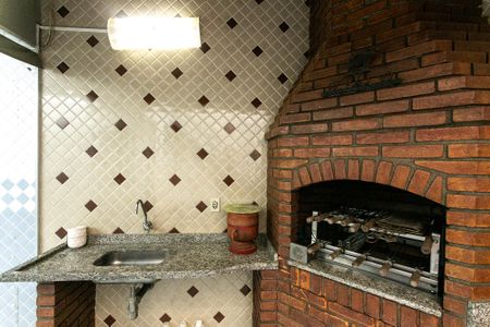 Casa à venda com 250m², 3 quartos e 7 vagas Casa à venda com 250m², 3 quartos e 7 vagasChurrasqueira