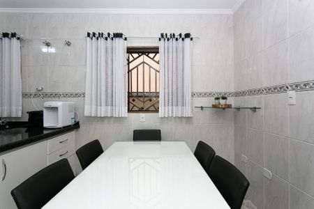 Casa à venda com 250m², 3 quartos e 7 vagas Casa à venda com 250m², 3 quartos e 7 vagasCozinha