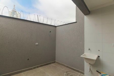 Casa à venda com 80m², 2 quartos e 2 vagas
