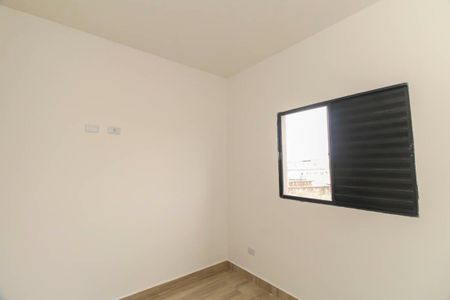 Casa à venda com 80m², 2 quartos e 2 vagas