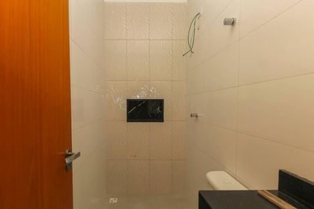 Casa à venda com 80m², 2 quartos e 2 vagas