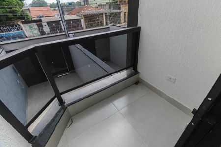 Casa à venda com 80m², 2 quartos e 2 vagas