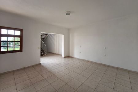 Sala de casa para alugar com 3 quartos, 160m² em Jardim dos Oliveiras, Campinas