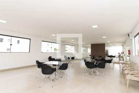 Apartamento para alugar com 44m², 2 quartos e 1 vagaÁrea comum 