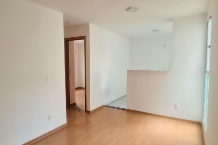 Sala de apartamento para alugar com 2 quartos, 44m² em Jardim Novo Portugal, Guarulhos