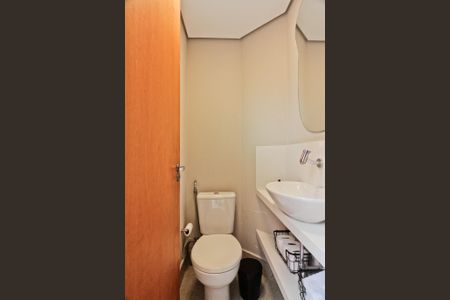 Casa à venda com 200m², 3 quartos e 2 vagas