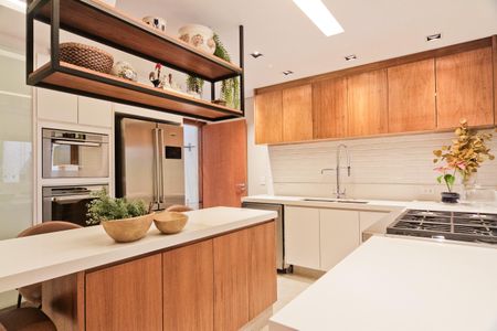 Casa à venda com 200m², 3 quartos e 2 vagas