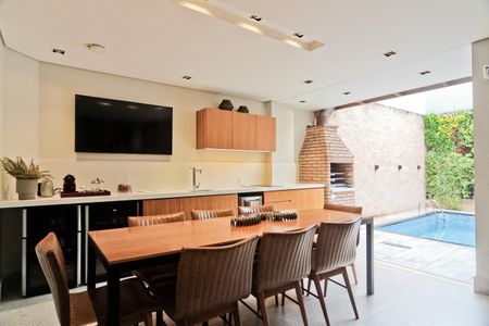 Casa à venda com 200m², 3 quartos e 2 vagas