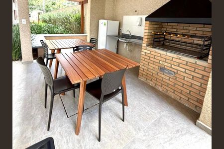 Apartamento para alugar com 44m², 2 quartos e 1 vagaÁrea comum - Churrasqueira