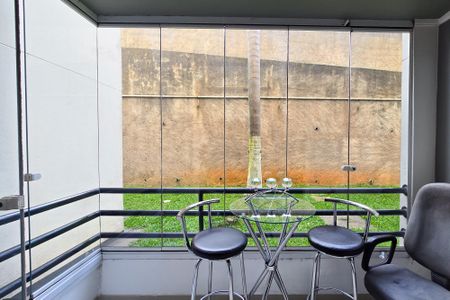 Apartamento à venda com 70m², 3 quartos e 1 vaga Apartamento à venda com 70m², 3 quartos e 1 vagaSacada