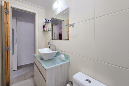 Apartamento à venda com 70m², 3 quartos e 1 vaga Apartamento à venda com 70m², 3 quartos e 1 vagaBanheiro Social