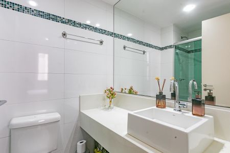 Apartamento à venda com 67m², 3 quartos e 1 vagaBanheiro da Suíte