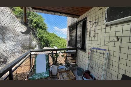 Apartamento para alugar com 92m², 2 quartos e 1 vagaVaranda