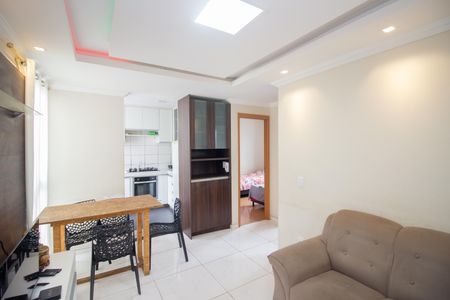 Sala de apartamento à venda com 2 quartos, 49m² em Chácara Cotia, Contagem