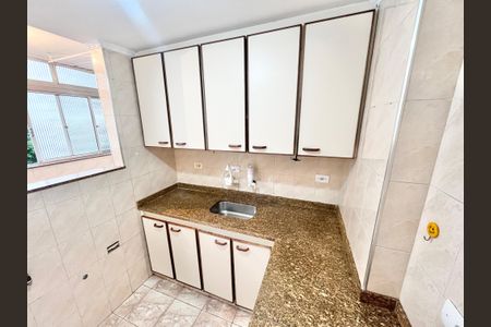 Apartamento para alugar com 85m², 3 quartos e sem vaga Apartamento para alugar com 85m², 3 quartos e sem vagaCozinha