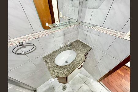Apartamento para alugar com 85m², 3 quartos e sem vaga Apartamento para alugar com 85m², 3 quartos e sem vagaBanheiro