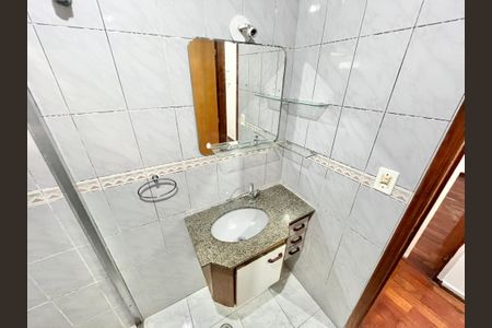 Apartamento para alugar com 85m², 3 quartos e sem vaga Apartamento para alugar com 85m², 3 quartos e sem vagaBanheiro